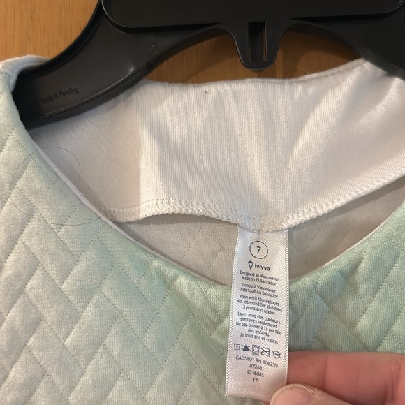 Lululemon Ivivva Kids Girls Quilted Short Sleeve Top Mint Green White Size 7 - Picture 3 of 8